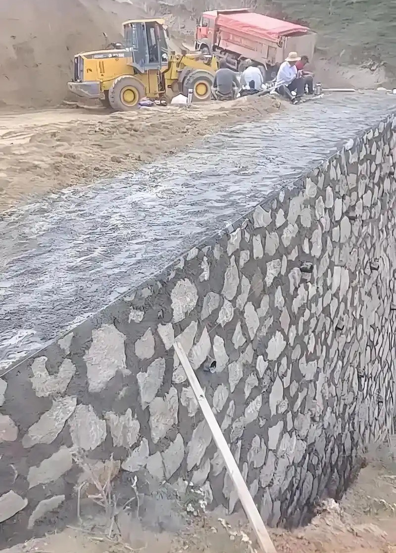 临沂沂水县边坡加固